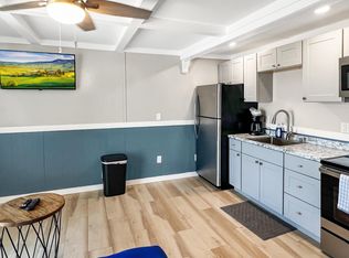 20 C St #20, Hampton, NH 03842