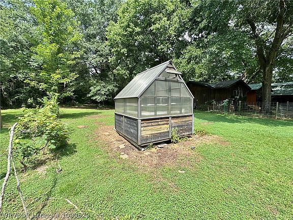 5th image of 3020 Whittingslow Rd