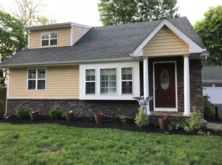 410 Mercer St, Hamilton, NJ 08690