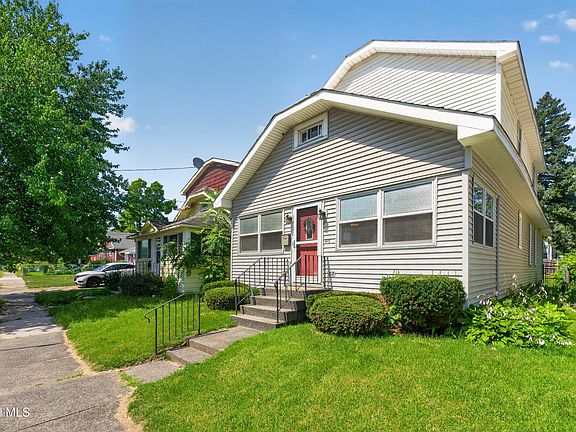 2nd image of 415 7th Avenue