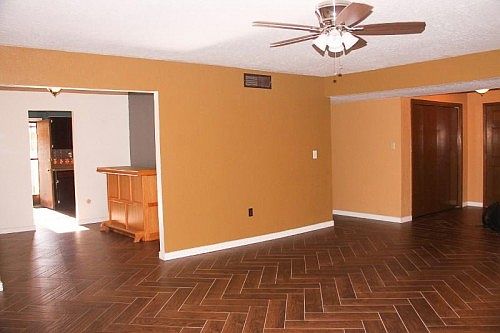 5th image of 2124 Sea Palm Dr