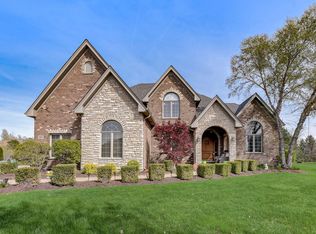 16632 Windsor Ct, Lemont, IL 60439