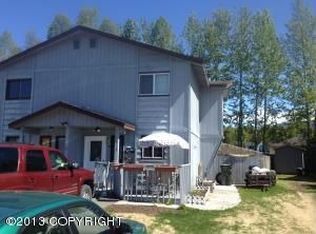 213 Red Leaf Cir, Anchorage, AK 99504