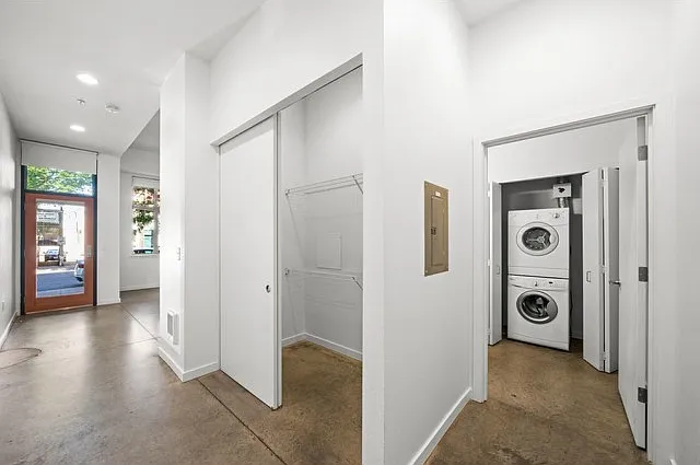 In-Unit Laundry