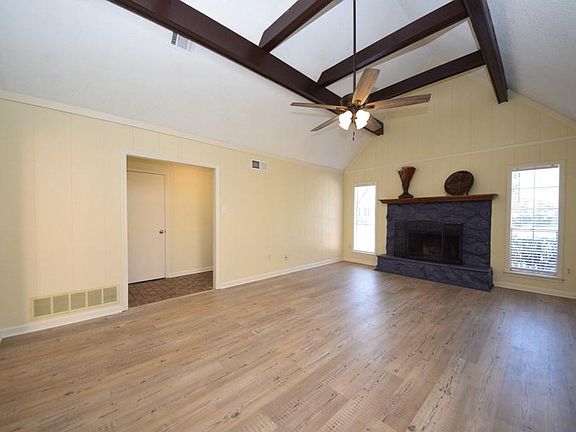 3rd image of 4518 Knotty Oaks Dr