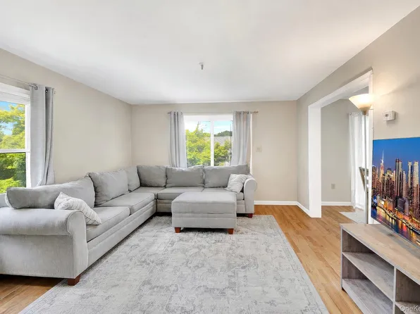 39 Bradley St Floor 1, Dobbs Ferry, NY 10522