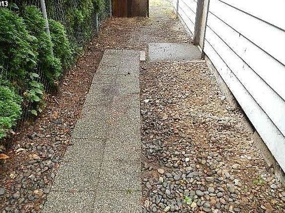 3rd image of 9500 NE 67th St