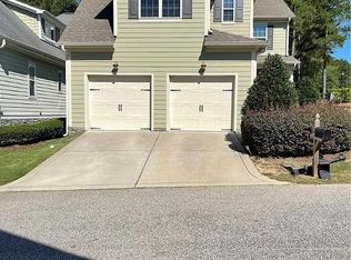 185 Pine Hawk Dr, Spring Lake, NC 28390