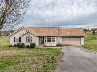 558 D V Cir, Spring Hill, TN 37174
