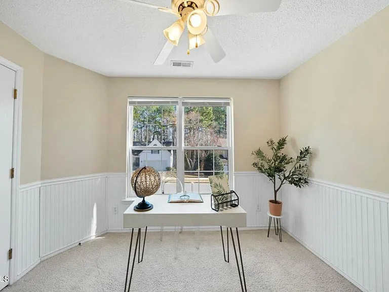 418 Bergen Ave — Photo 10