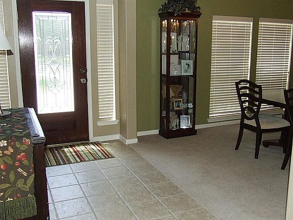 4th image of 26631 Sandy Arbor Ln