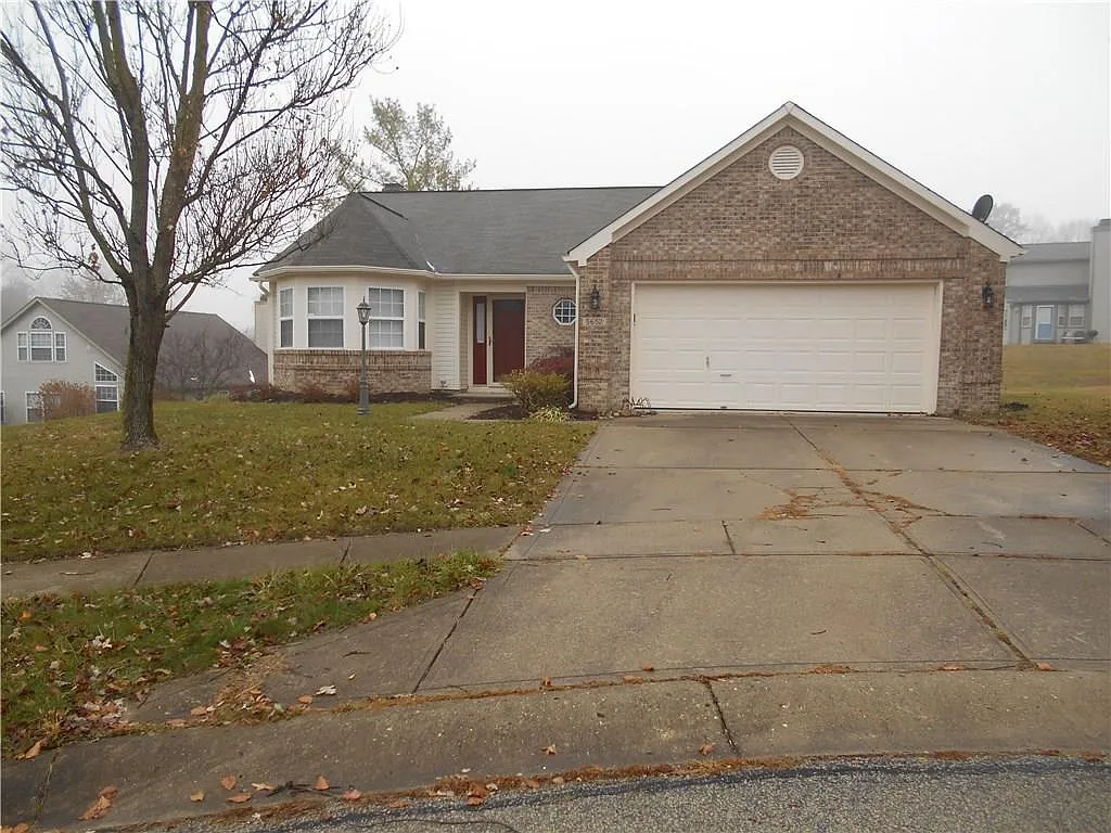 5652 Fen Ct photo 1