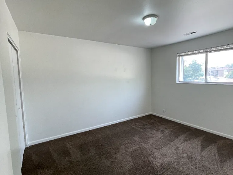 4371 / 4365 S Fairbourne Ave — Photo 7