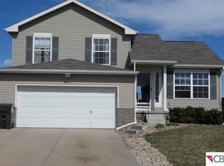 12918 Vernon Ave, Omaha, NE 68164