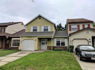 31 Hamilton St, Logan Township, NJ 08085