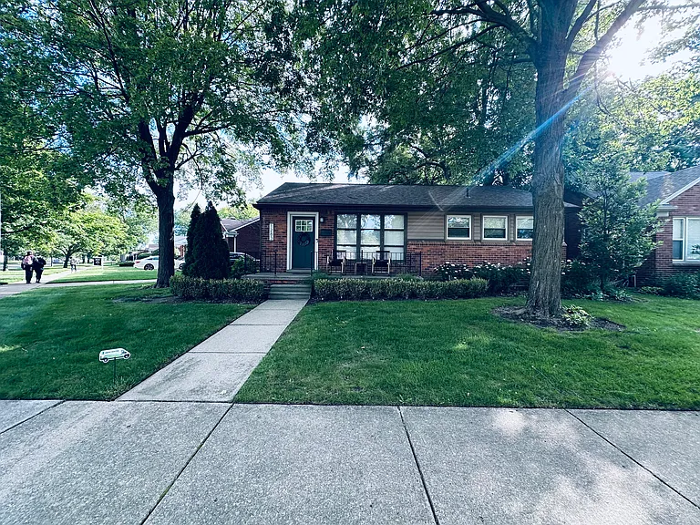1283 E Melton Rd — Photo 1
