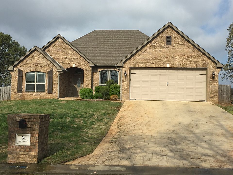 1st image of 31 Fairway Dr