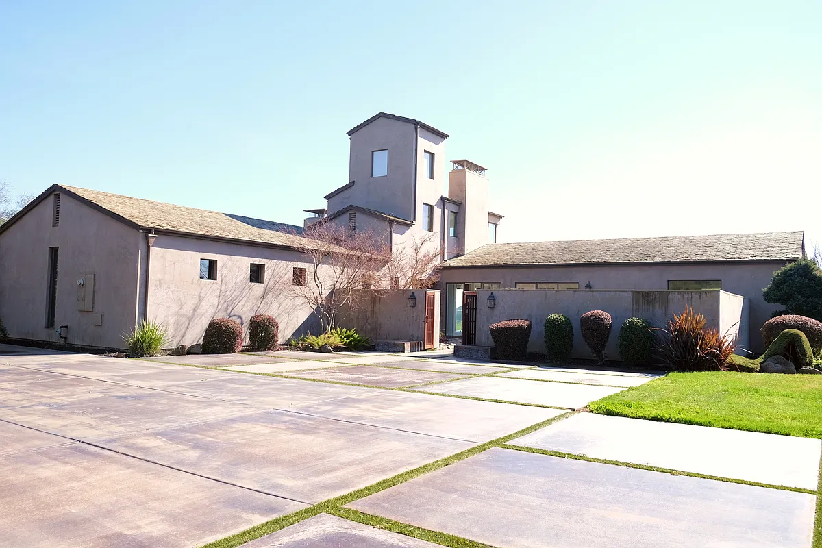 Building Photo - 12509 Rodden Rd