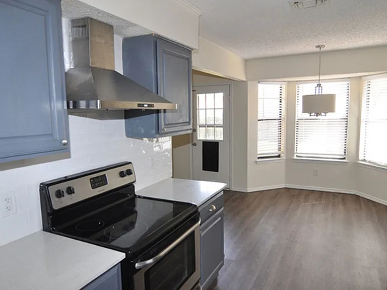 405 Blue Ridge Trl — Photo 9