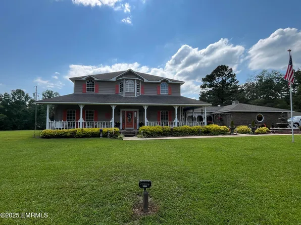 10701 Road 573, Philadelphia, MS 39350