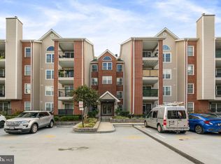 3309 Wyndham Cir APT 2186, Alexandria, VA 22302