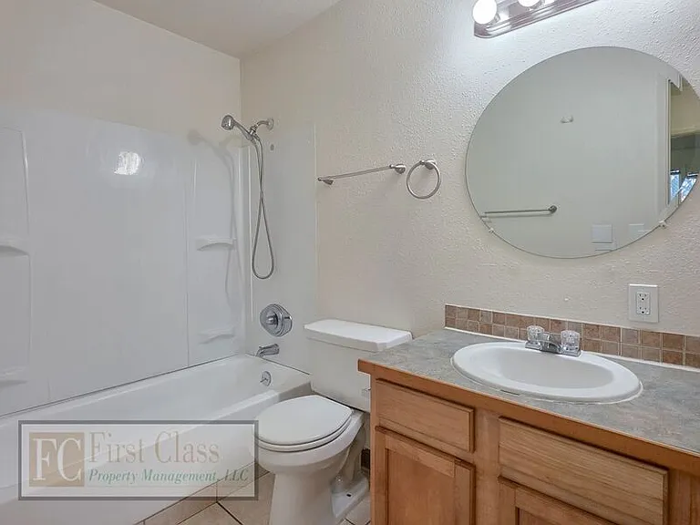 17140 Heritage Ct #135 — Photo 11