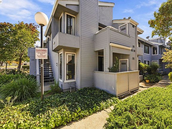 2nd image of 39951 Parada St #A