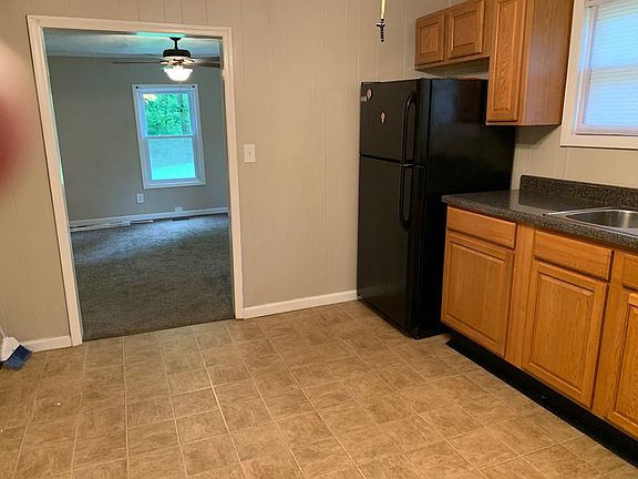 5th image of 309 Freedom Ave