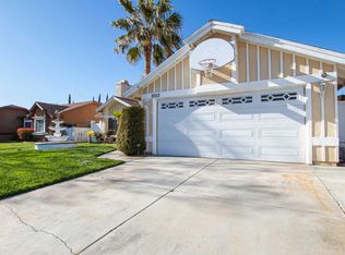 2053 Moonlight Ct, Palmdale, CA 93550