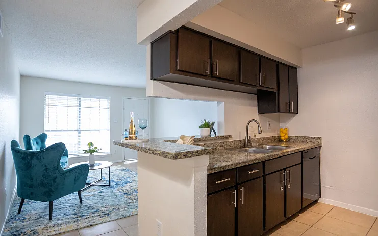 Residence at The Heights — Photo 3