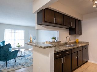 Residence at The Heights, Houston, TX 77009