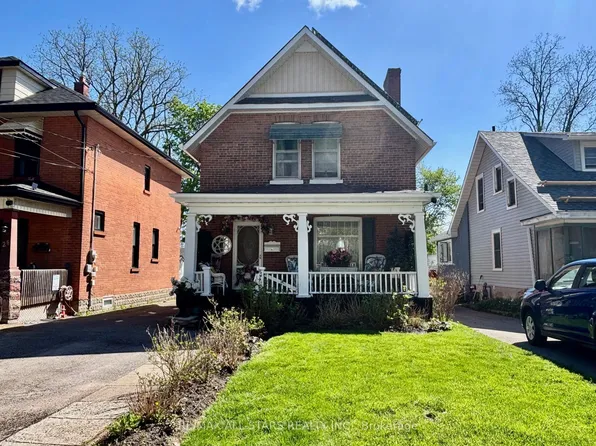 28 Simcoe St, Kawartha Lakes, ON K9V 2G4