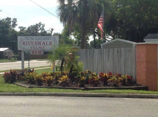 8518 Gibsonton Dr #102, Gibsonton, FL 33534