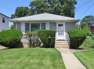 2431 Gladmore St, East Meadow, NY 11554