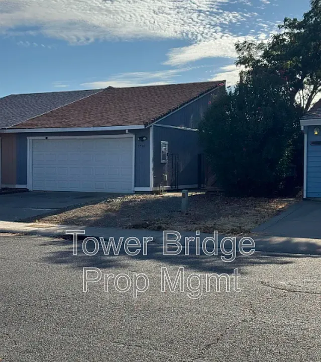 7516 Whisperwillow Dr