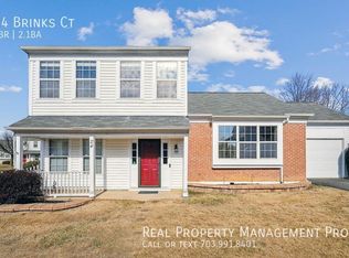 24 Brinks Ct, Sterling, VA 20165