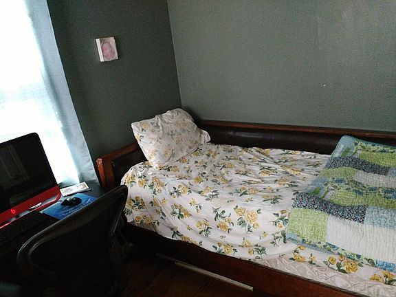 2nd image of 2024 Rosemary Ln