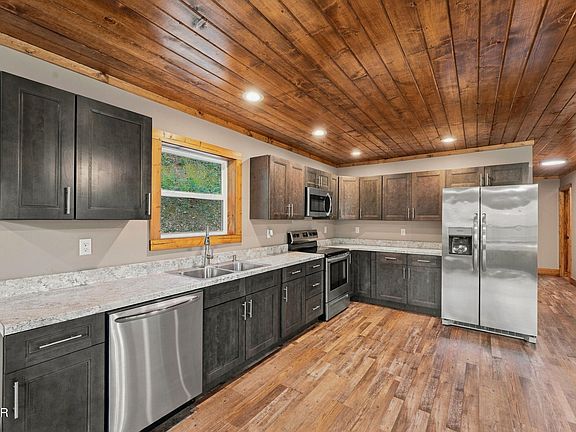 4th image of 2912 Kettle Creek Way