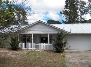 1049 Winter Green St, Lake Placid, FL 33852