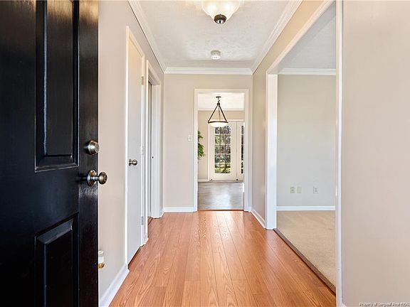 5th image of 3815 Sturbridge Dr
