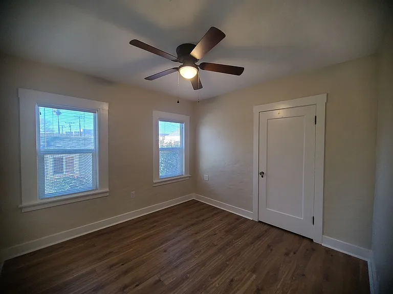 114 Taylor St — Photo 35