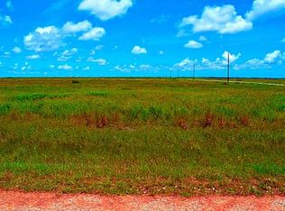 205 Sunrise Dr, Rockport, TX 78382
