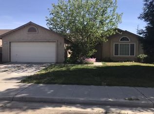 2718 Desert Ranch Way, Madera, CA 93637