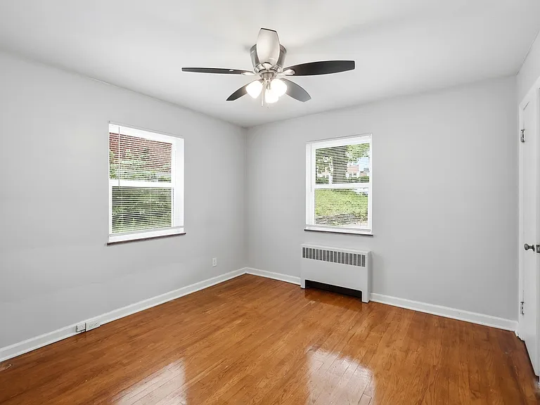 3524 Hazelwood Ave #1 — Photo 26