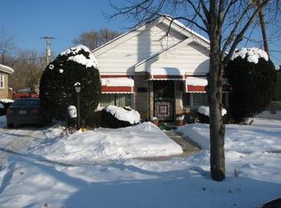 253 Eastern Ave, Bellwood, IL