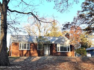 3520 Bear Creek Blvd, Wilkes Barre, PA 18702