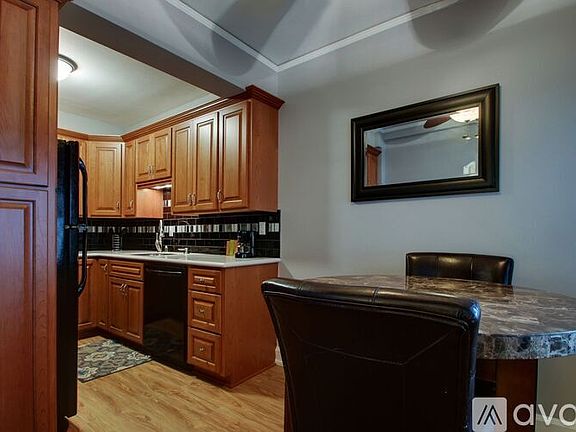 5th image of 1028 E Juneau Ave APT 706