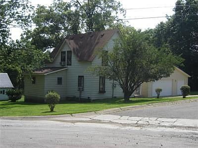 1st image of 416 K Ave E