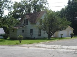 416 K Ave E, Oskaloosa, IA 52577
