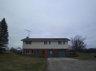 18995 Doyle Ct, Gregory, MI 48137